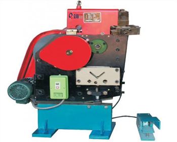 太原(yuan)機械(xie)沖剪(jian)機