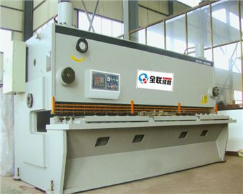 剪闆(pan)機折彎(wan)機液壓(ya)機使用(yong)的液壓(ya)油怎麼(me)選購？