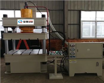 液壓(ya)機油(you)泵在(zai)使用(yong)時有(you)哪些(xie)注意(yi)事項(xiang)