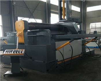 三(san)輥卷闆機(ji)安全操作(zuo)規程